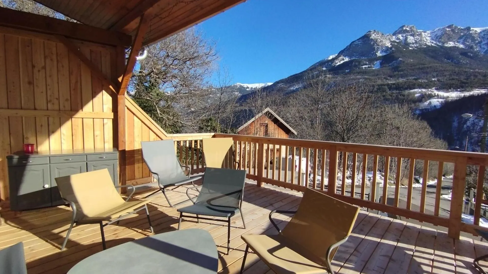 Chalet Villa La Terrasse Des Ecrins à Saint-Martin-de-Queyrières