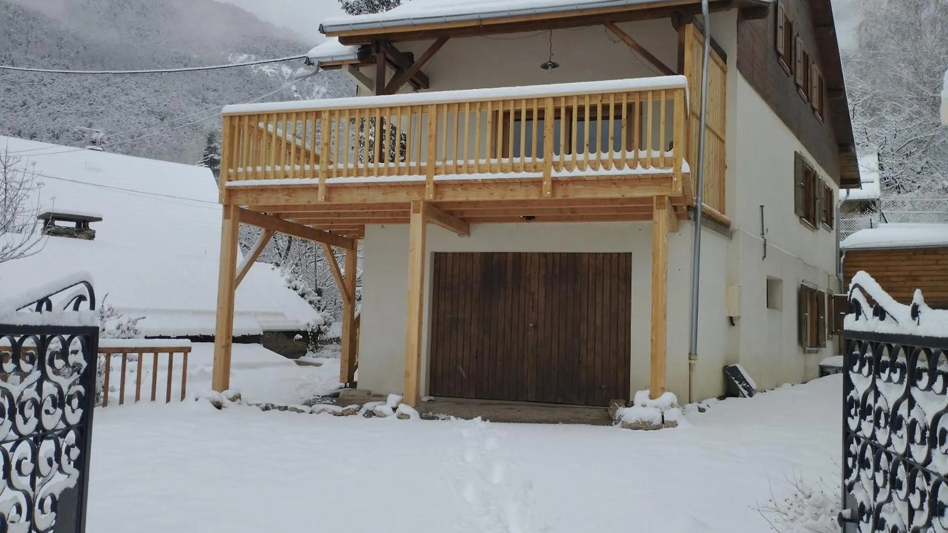 Villa La Terrasse Des Ecrins à Saint-Martin-de-Queyrières France