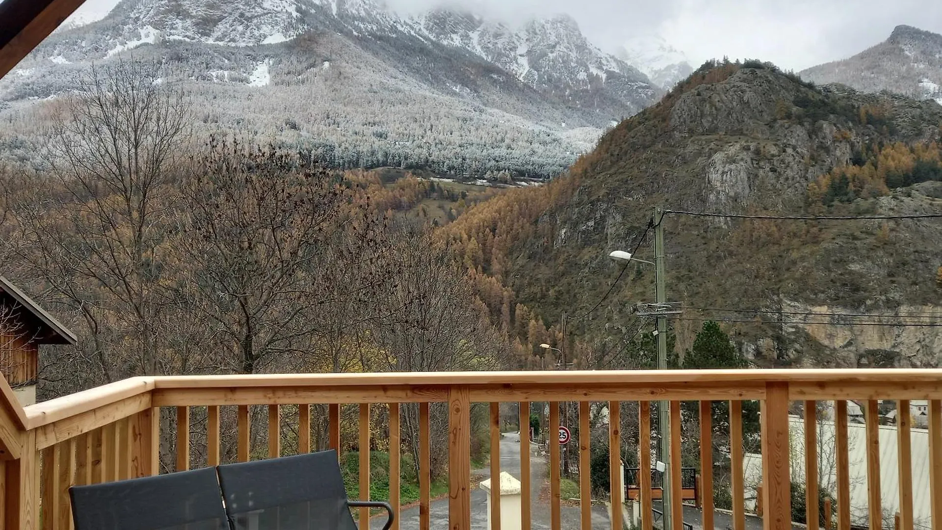 Villa La Terrasse Des Ecrins à Saint-Martin-de-Queyrières 0*,  France