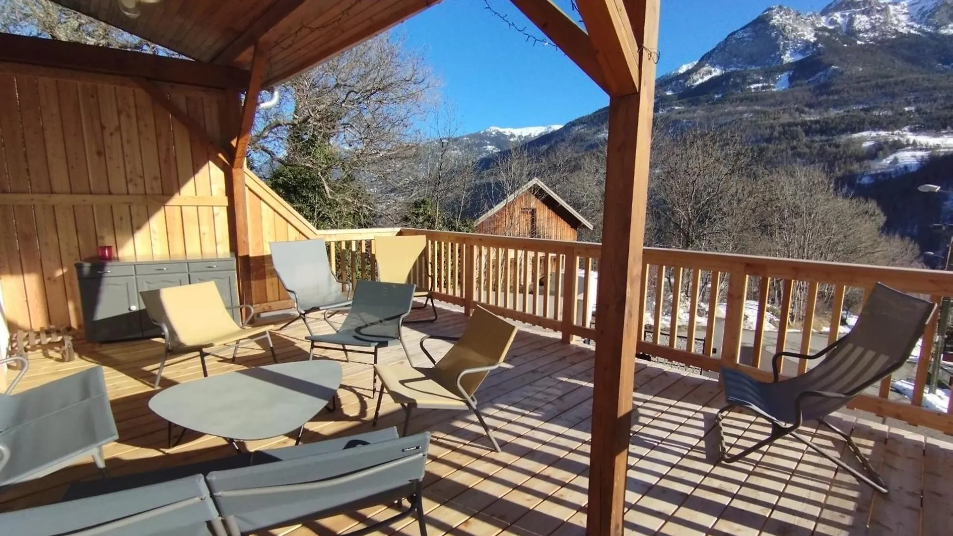 Villa La Terrasse Des Ecrins à Saint-Martin-de-Queyrières Chalet